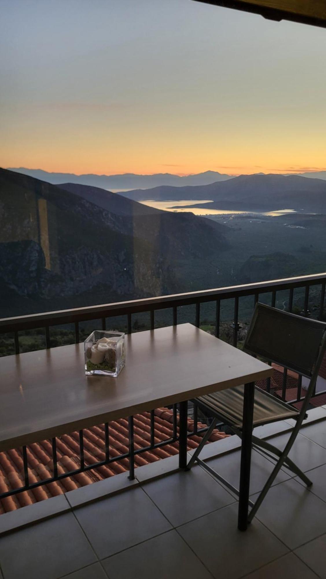 Delphi Skyview Daire Dış mekan fotoğraf