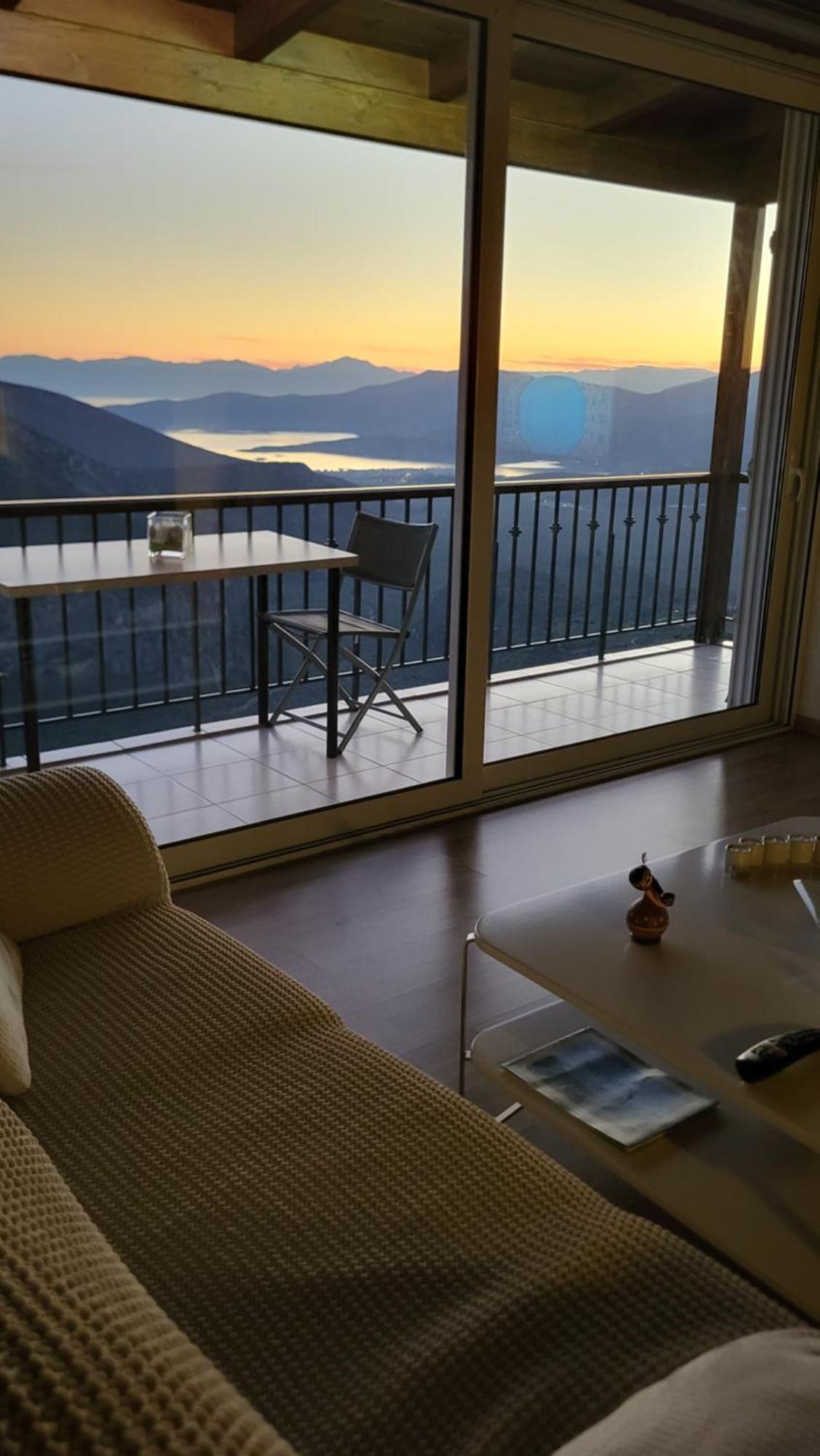 Delphi Skyview Daire Dış mekan fotoğraf
